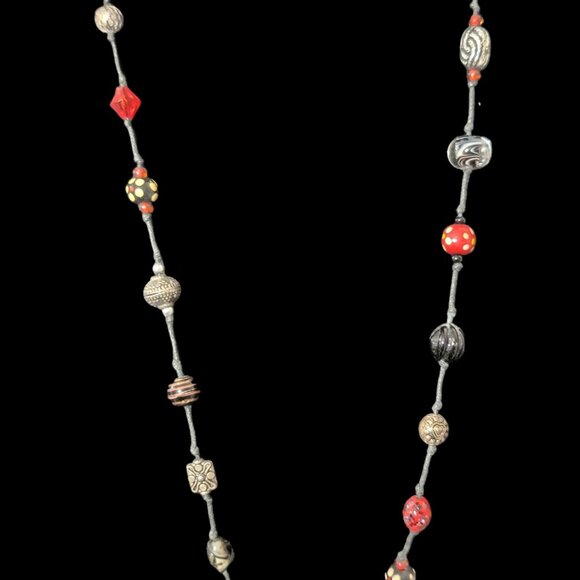 1960s Vintage Toggle Clasp Bohemian Era Glass Bead Handcrafted Necklace With Key - Picture 3 of 6